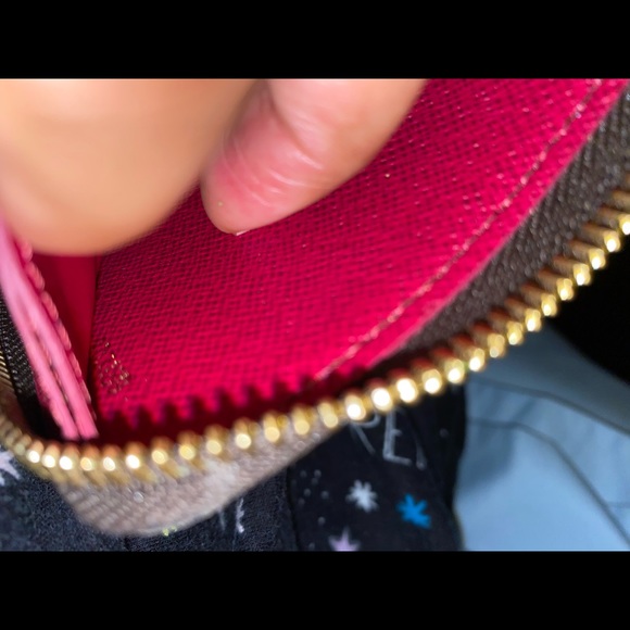 Louis Vuitton Clemence Wallet Fuchsia interior - Picture 4 of 4